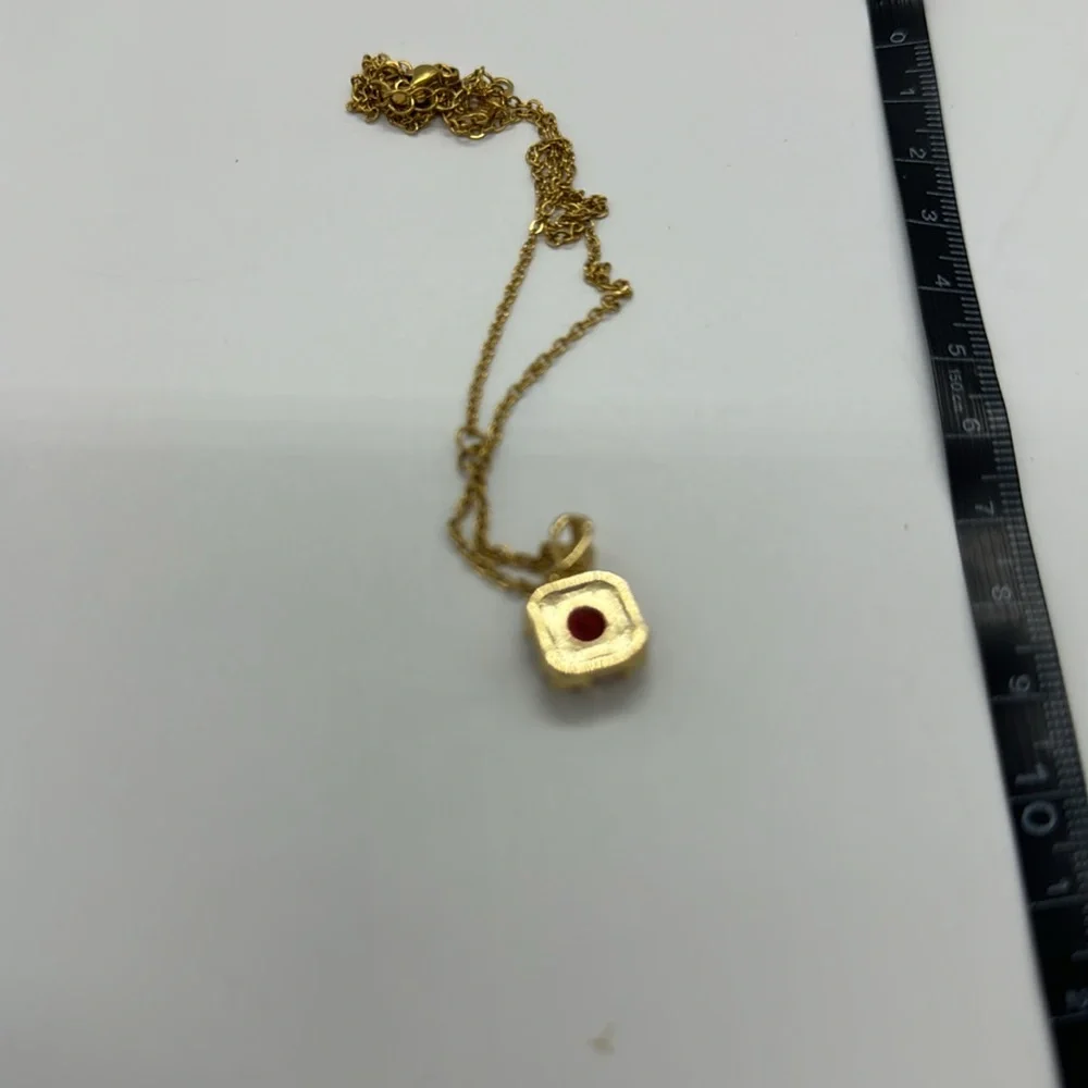 Stunning Pink 8mm Crystal made with Swarovski Crystals set in Gold Pendant - Picture 11 of 11